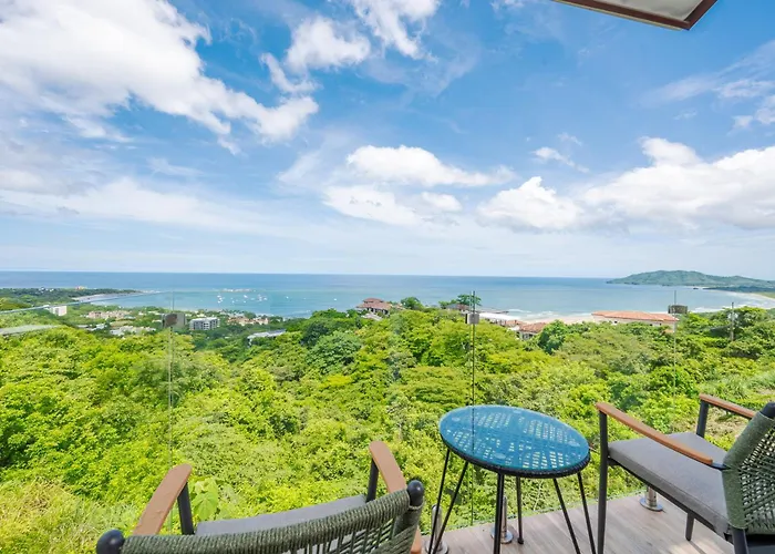 Luxury Oceanview Penthouse, Breathtaking Sunsets *