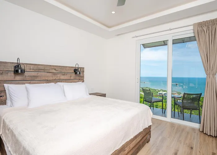 Luxury Oceanview Penthouse, Breathtaking Sunsets Tamarindo